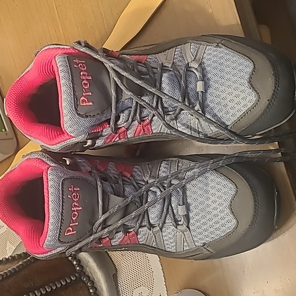 Prop'et shoes